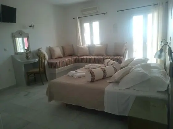 Stüdyo, Bahçe Manzaralı