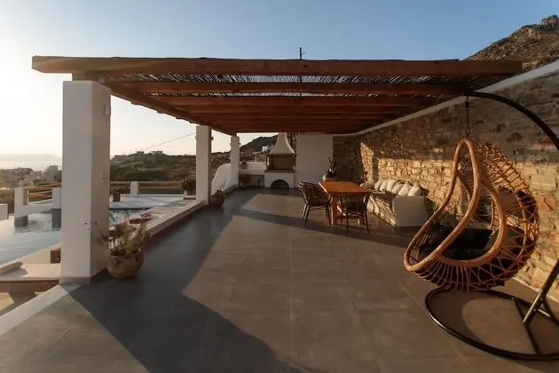 Grand Villa