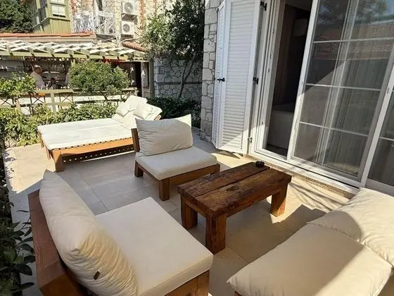 Aile Suiti, Havuz ve Bahçe Manzaralı, Aileye Özel
