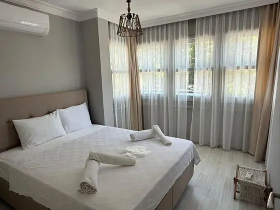 Aile Suiti, Havuz ve Bahçe Manzaralı, Aileye Özel