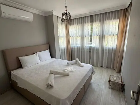 Aile Suiti, Havuz ve Bahçe Manzaralı, Aileye Özel