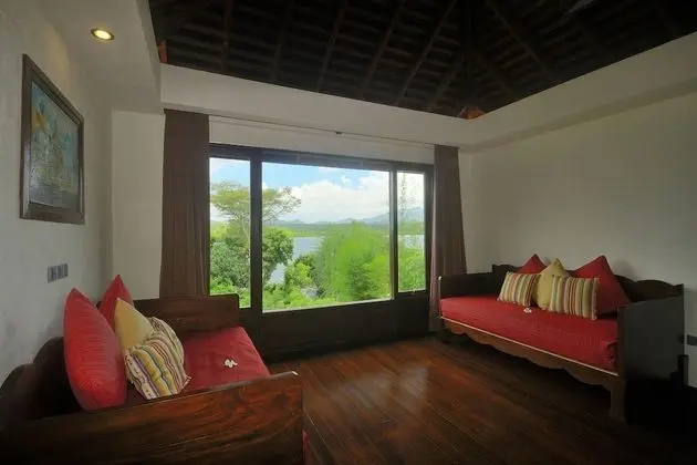 Bay View Family Suite