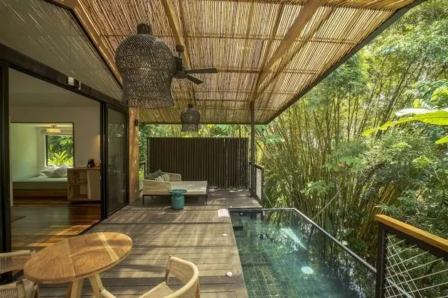 Arenal Pool Casita