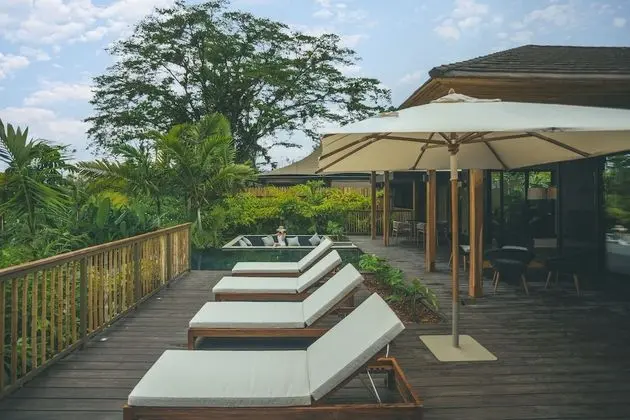 Nayara Residence