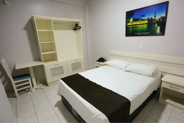 Standard Tek Büyük Yataklı Oda