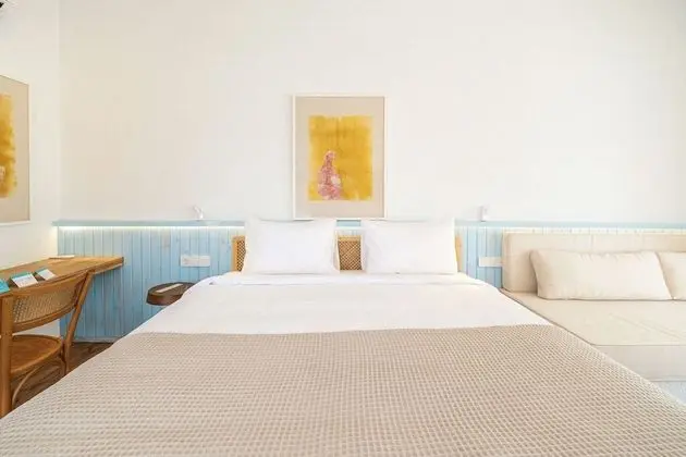 Deluxe Room with King Bed Garden View