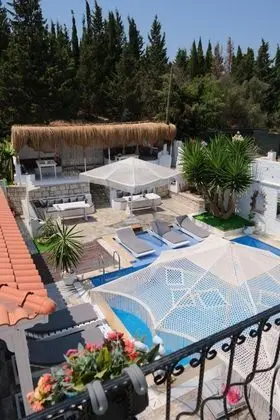 Deluxe Oda, Bahçe Manzaralı