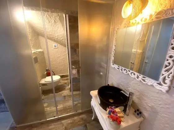 Junior Suite, Havuz veya Bahçe Manzaralı