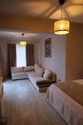 Junior Suite, Havuz veya Bahçe Manzaralı