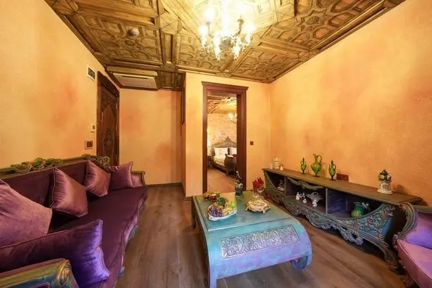 Antique Junior Suite