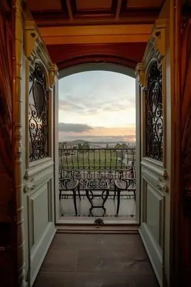 Queen Suite, Deniz ve Havuz Manzaralı, Balkonlu