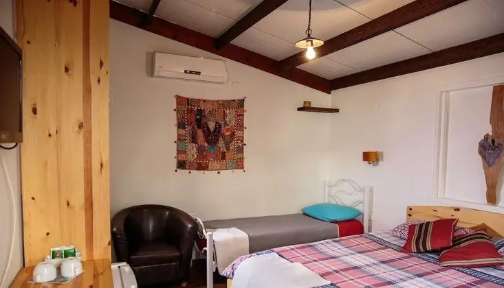 Basic Üç Kişilik Oda