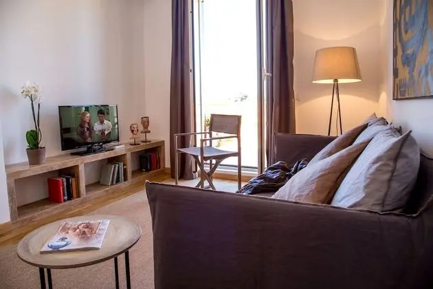 Süit, Balkon