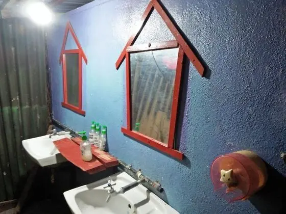 Çadır (Small Hut (With Fan))