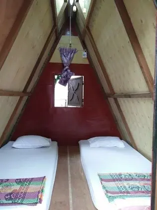 Çadır (Small Hut (With Fan))