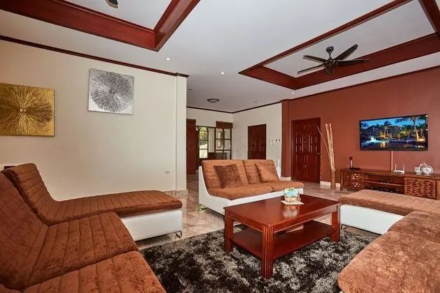 7 Bedroom Pool Villa