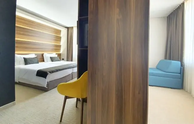 Family Dört Kişilik Oda