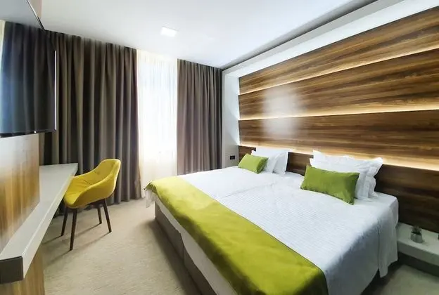 Standard Büyük Yataklı Tek Kişilik Oda