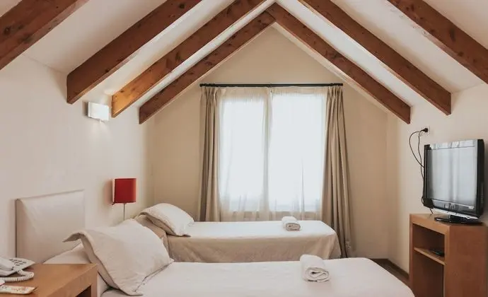 City İki Ayrı Yataklı Oda