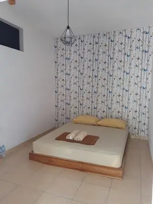 Tek Büyük Yataklı Oda, Ortak Banyo