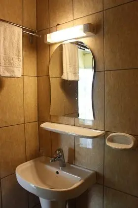 Basic Oda, 1 Tek Kişilik Yatak