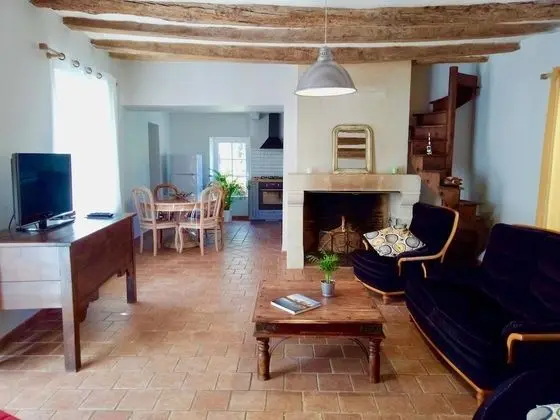 Kır Evi, Banyolu/Duşlu (La Saponaire - 3 Chambres)