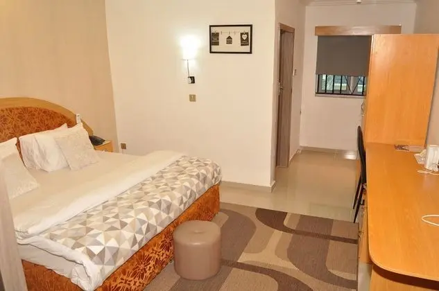 Luxury Oda, 1 En Büyük (King) Boy Yatak