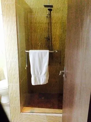 Luxury Oda, 1 En Büyük (King) Boy Yatak