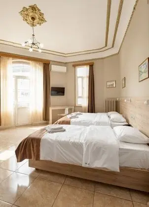 Standard Üç Kişilik Oda