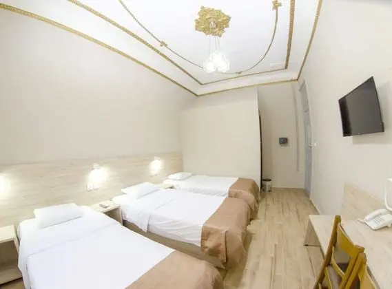 Standard Üç Kişilik Oda