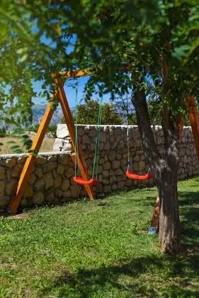 Villa, Sigara İçilebilir