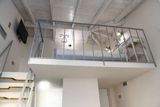 Romantic Üç Kişilik Oda, 1 Büyük (Queen) Boy Yatak ve Çekyat