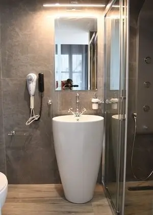 Romantic Üç Kişilik Oda, 1 Büyük (Queen) Boy Yatak ve Çekyat