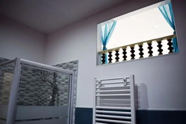 Comfort Tek Büyük Yataklı Oda, Şehir Manzaralı (Mare)