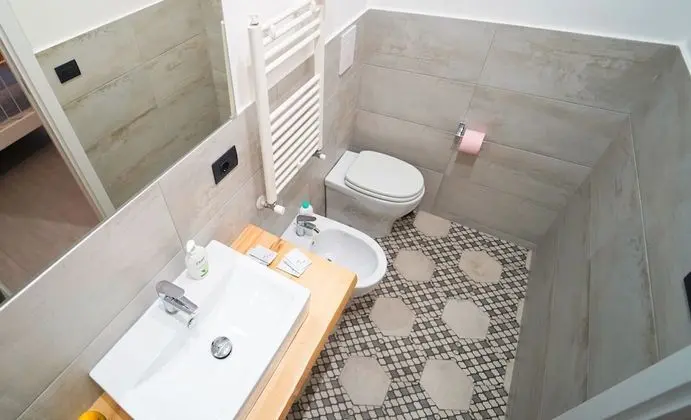 Üç Kişilik Oda, Özel Banyo