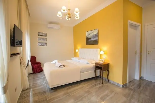 Tek Büyük Yataklı Oda