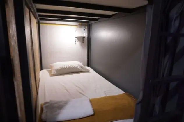 12-Bed Mixed Dormitory