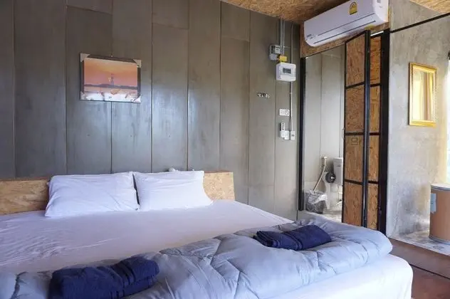 Private Room with Bathtub