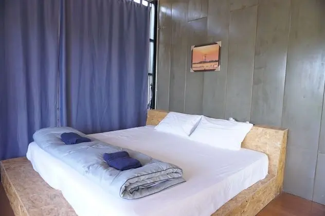 Private Room with Bathtub
