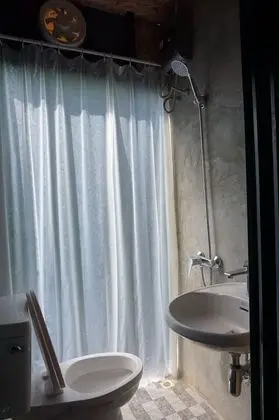 Private Room with Bathtub