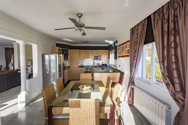 Villa, 4 Yatak Odası