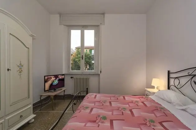 Tek Büyük Yataklı Oda, Ortak Banyo