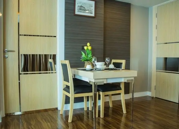 Grand Deluxe Suite