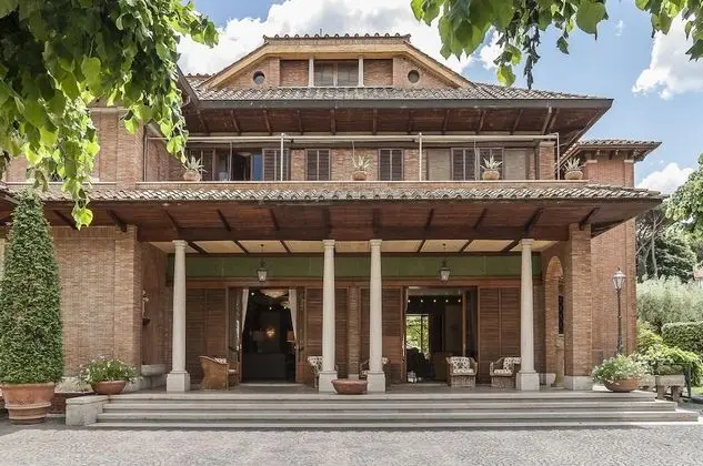 Villa, Sigara İçilebilir
