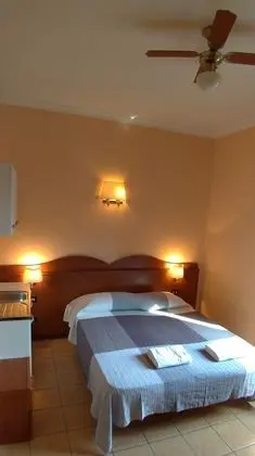 Classic Tek Büyük Yataklı Oda (53)