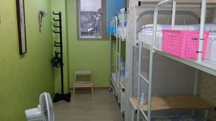 Ortak Ranzalı Oda, Sadece erkekler için (4 persons)