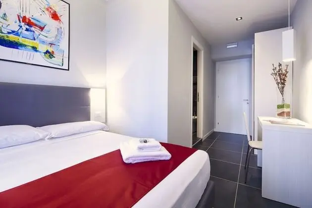 Basic Tek Büyük Yataklı Oda