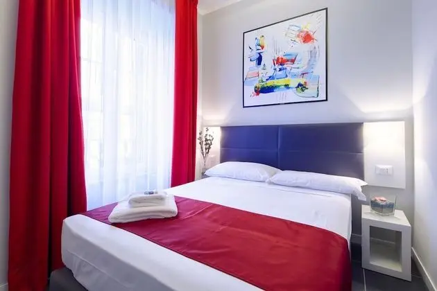 Basic Tek Büyük Yataklı Oda