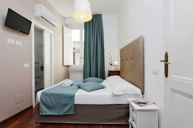 Basic Tek Büyük Yataklı Oda