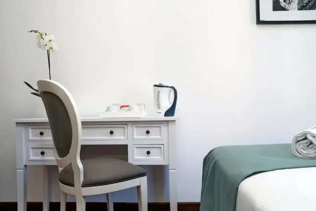 Standard Tek Büyük Yataklı Oda